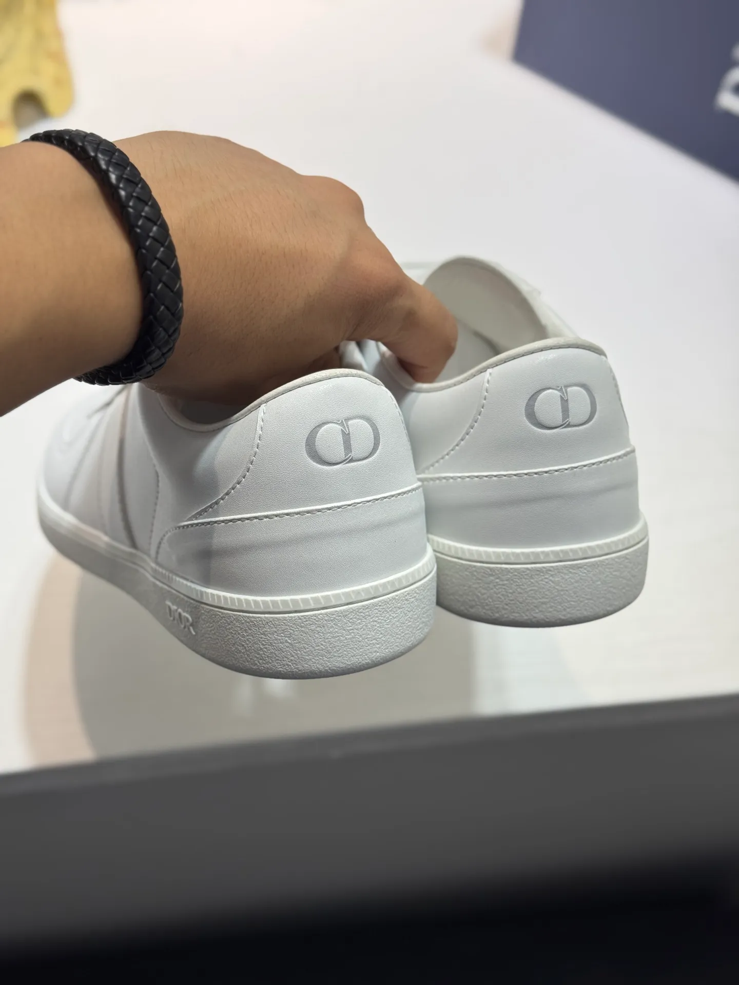 Men's Men's Shoes💰380【New Style】🎠🎠Dior🔍Top Purchasing Agency🇮🇹Di's hot style super popular sneakers are synchronized with the new product counters. The uppers are original Italian imported cowhide, the logo graphics are perfectly reproduced with complex craftsmanship necessary for fashionistas, and the imported soft sheepskin lining is Sole: The original sole is specially provided by the original factory. The exclusive movable molded sole is super comfortable. The original factory follows the order. 🔍🔍Multiple colors are available. You can enter and exit the counter at will. Welcome to compare. A must-have for trendy men. Code number: 38-44 (45 customized